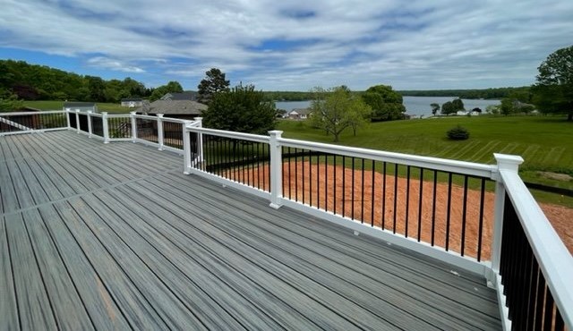 Large Beautiful deck from MidAtlantic Contracting