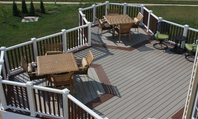 Beautiful customized deck by MidAtlantic Contracting