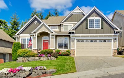 Revamp Your Curb Appeal: Siding & Roofing Upgrades for Spring
