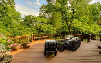 Fall Is the Best Time to Think About a New Deck or Screened Porch